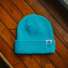 Load image into Gallery viewer, Diamond Logo Ribbed Beanie
